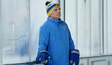 Inside Blues practice: How coach Jim Montgomery, players prepare after hard losses