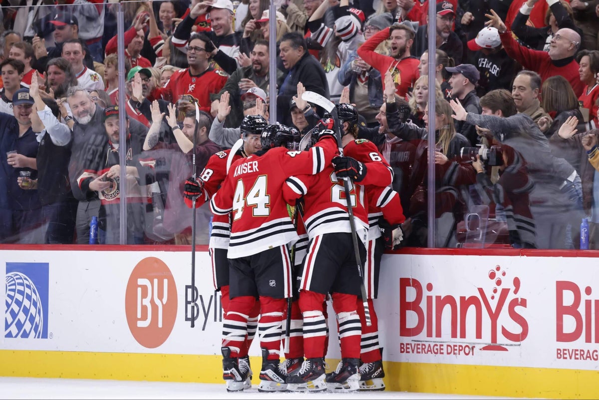 Do the Chicago Blackhawks have an attendance problem this season?