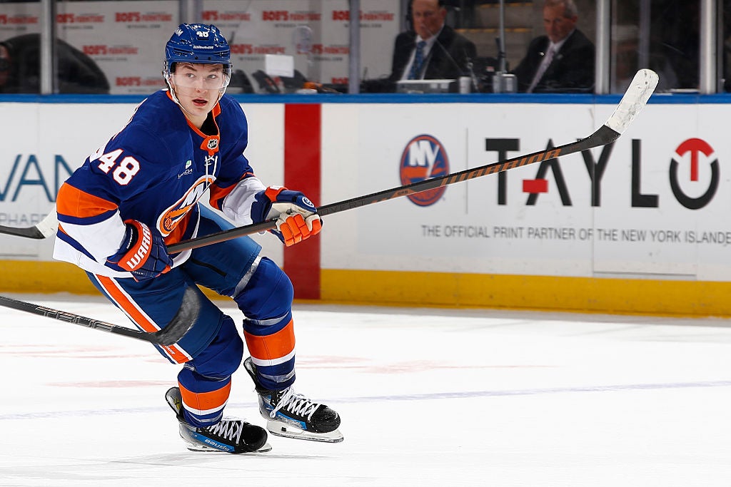 New York Islanders vs Utah Mammoth Odds, Spread, and Totals