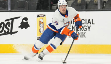 LAS VEGAS, NEVADA - NOVEMBER 13: Mathew Barzal #13 of the New York Islanders skates against the Vegas Golden Knights at T-Mobile Arena on November 13, 2025 in Las Vegas, Nevada. (Photo by Al Powers/NHLI via Getty Images)