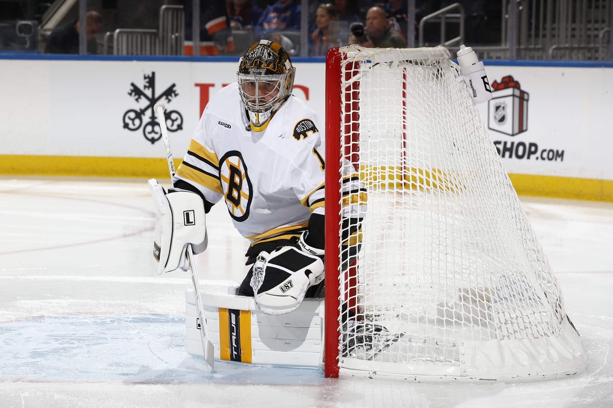 How Bruins’ Jeremy Swayman is playing his way into the Olympic net