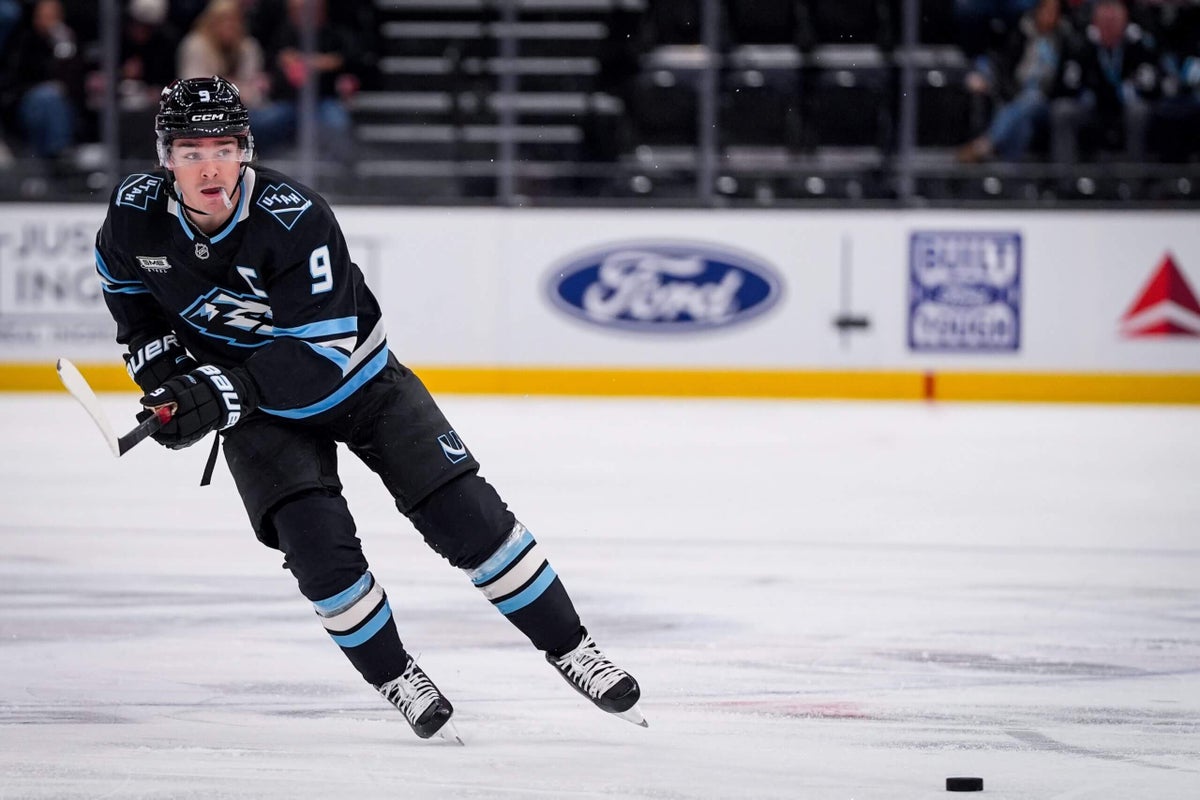 Clayton Keller to play with Mammoth day after father’s death