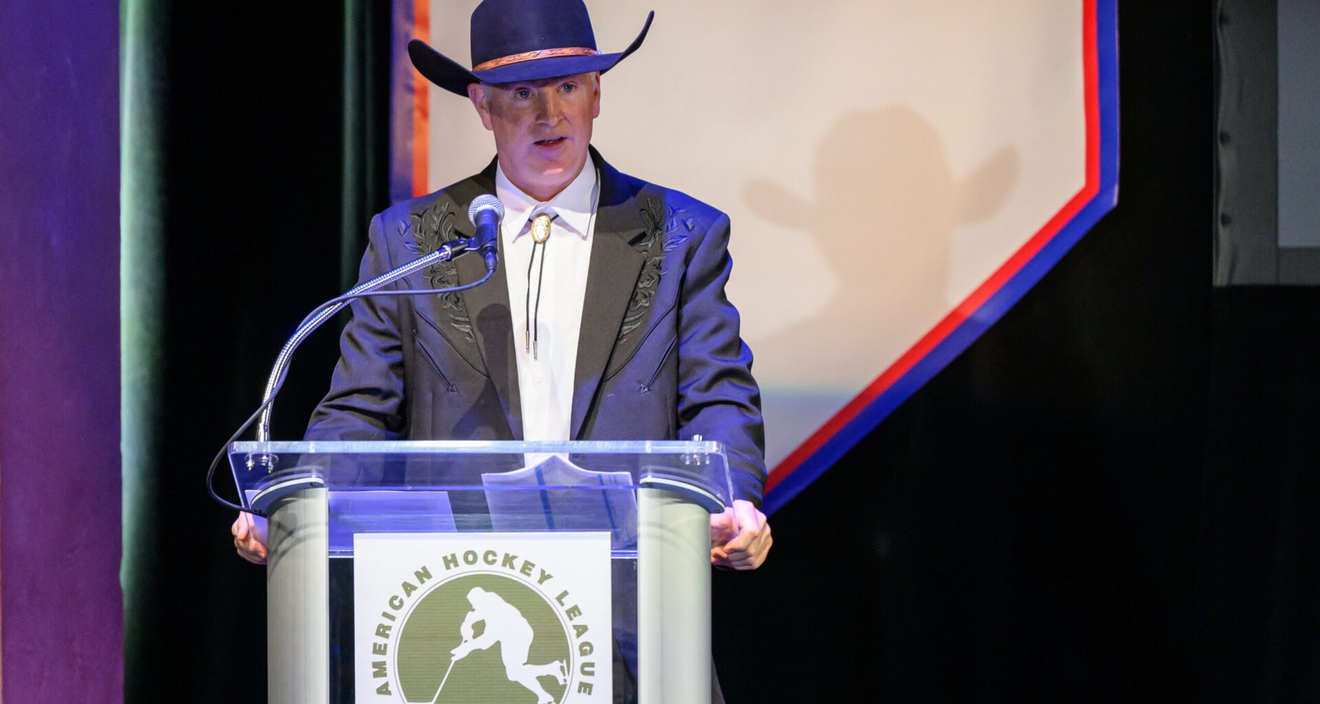 Former Barracuda coach Roy Sommer