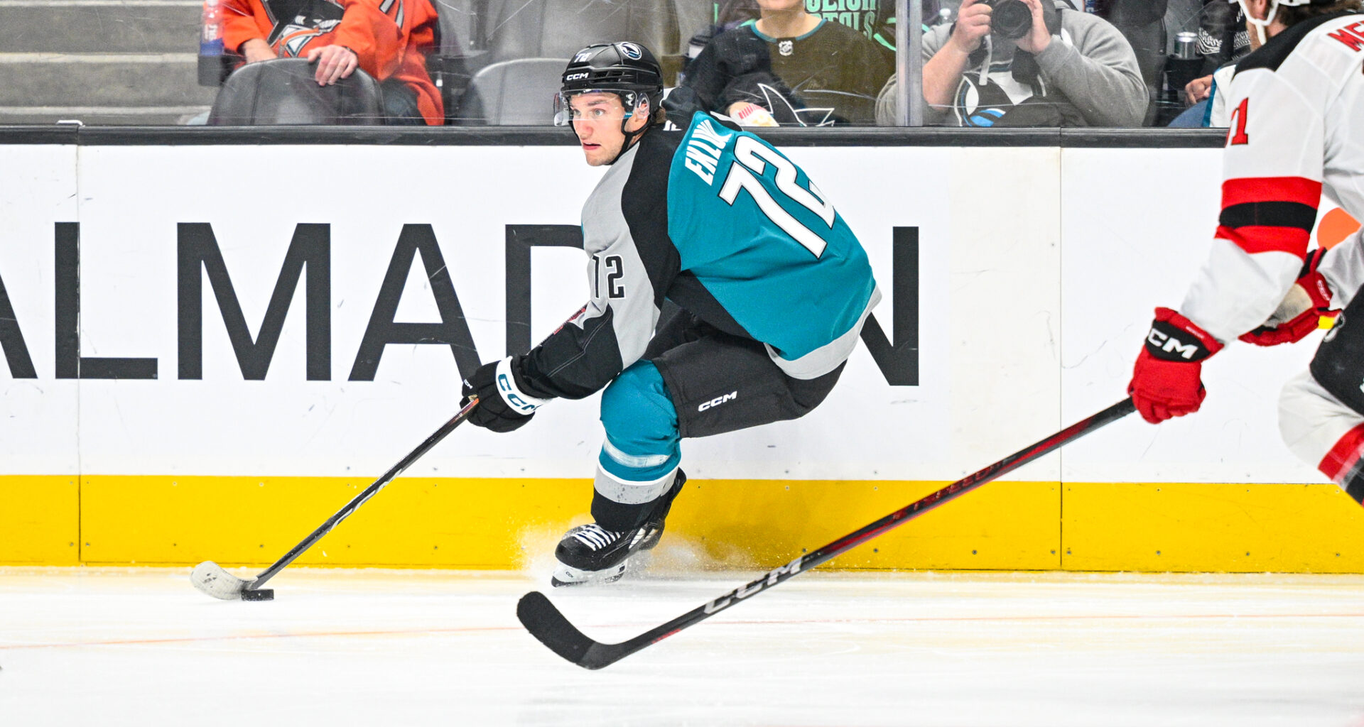 San Jose Sharks Winger William Eklund