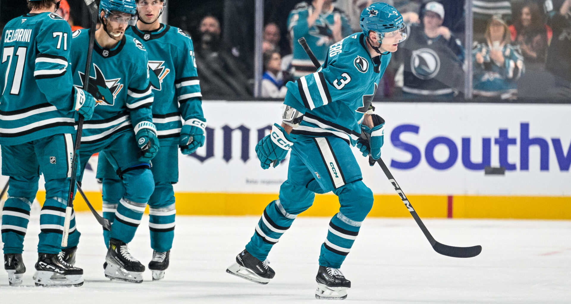 San Jose Sharks defenseman John Klingberg