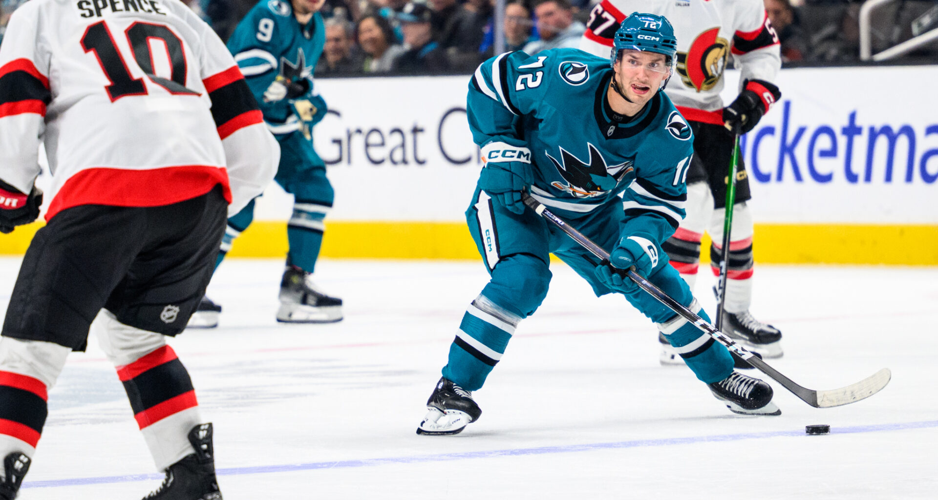 San Jose Sharks forward William Eklund