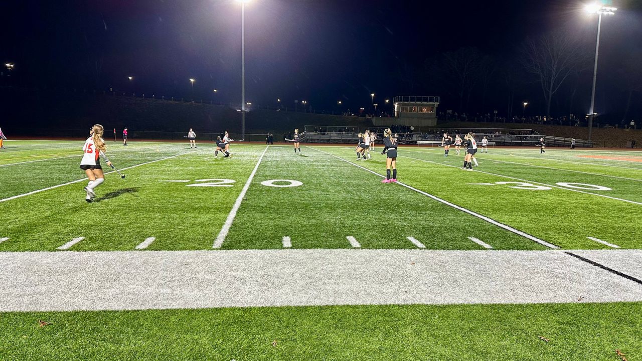 Uxbridge field hockey continues push toward state title