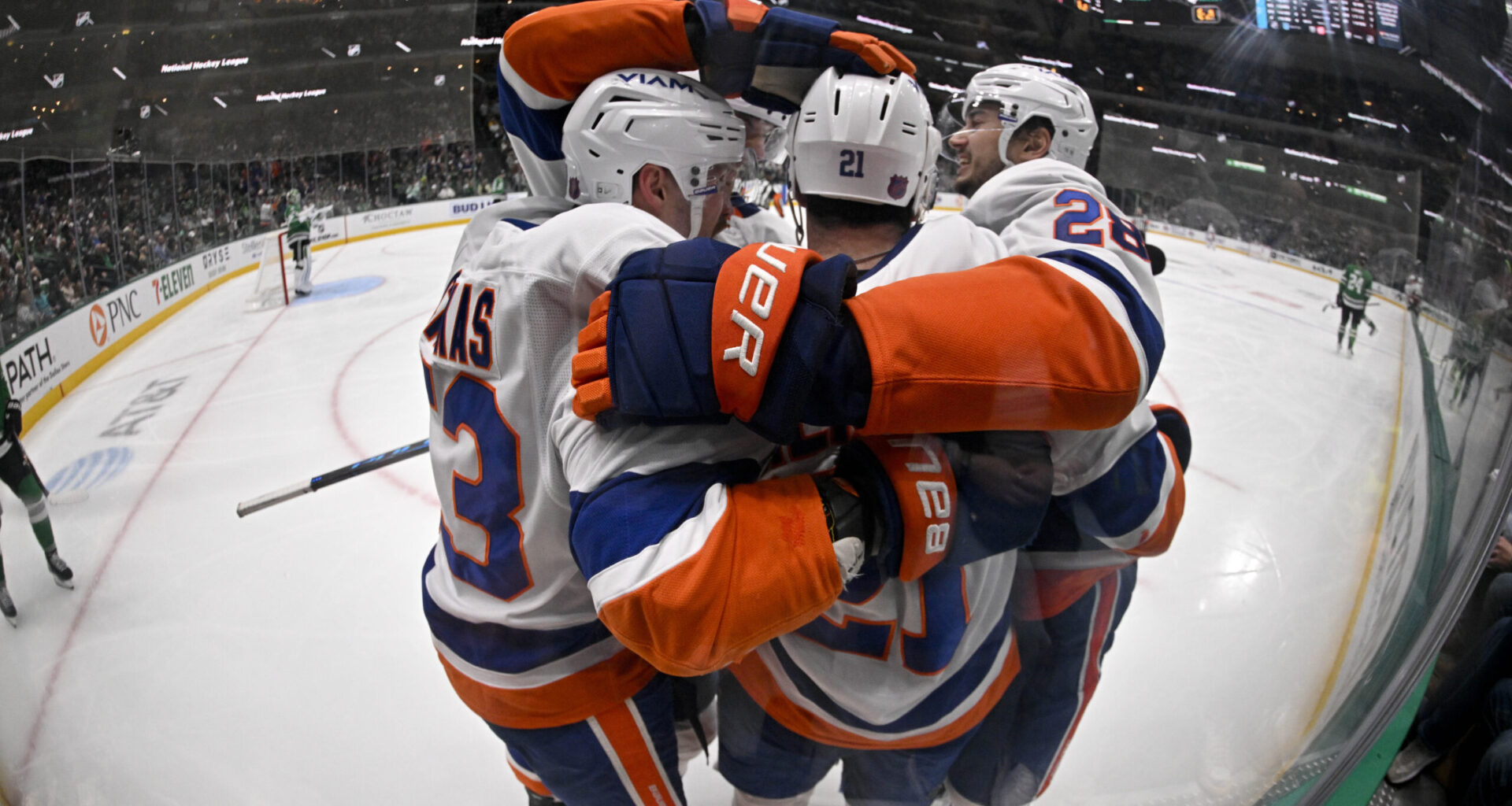 Projected Lineups for Flyers vs Islanders – 11/28/25 - The Hockey Writers - Projected Lineups