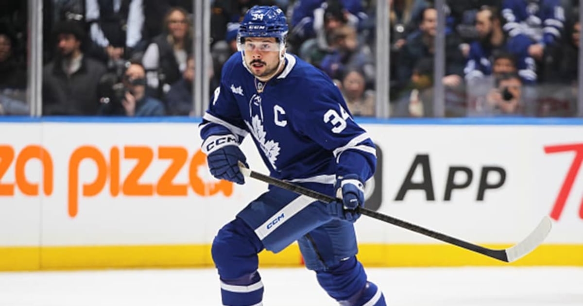 Toronto Maple Leafs’ Auston Matthews heads to locker room in second period vs. Bruns