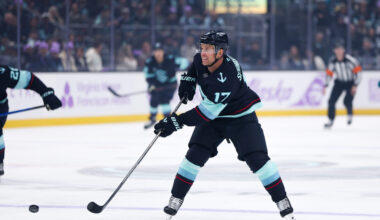 Seattle Kraken's Jaden Schwartz Out Six Weeks with Lower-Body Injury - The Hockey Writers -