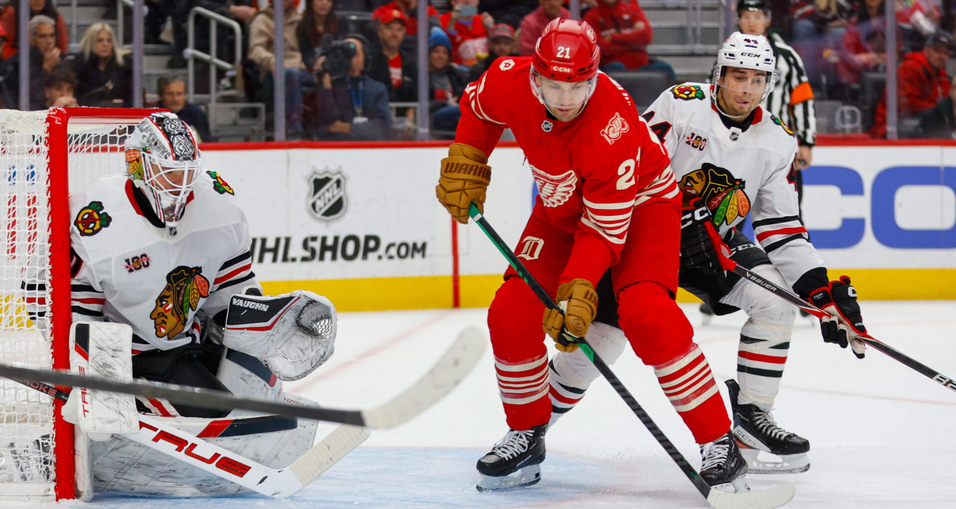 Blackhawks Penalty Kill Shows Out In 5-1 Win Over Detroit - The Hockey Writers - NHL News
