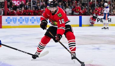 Chicago Blackhawks deal with Jason Dickinson injury