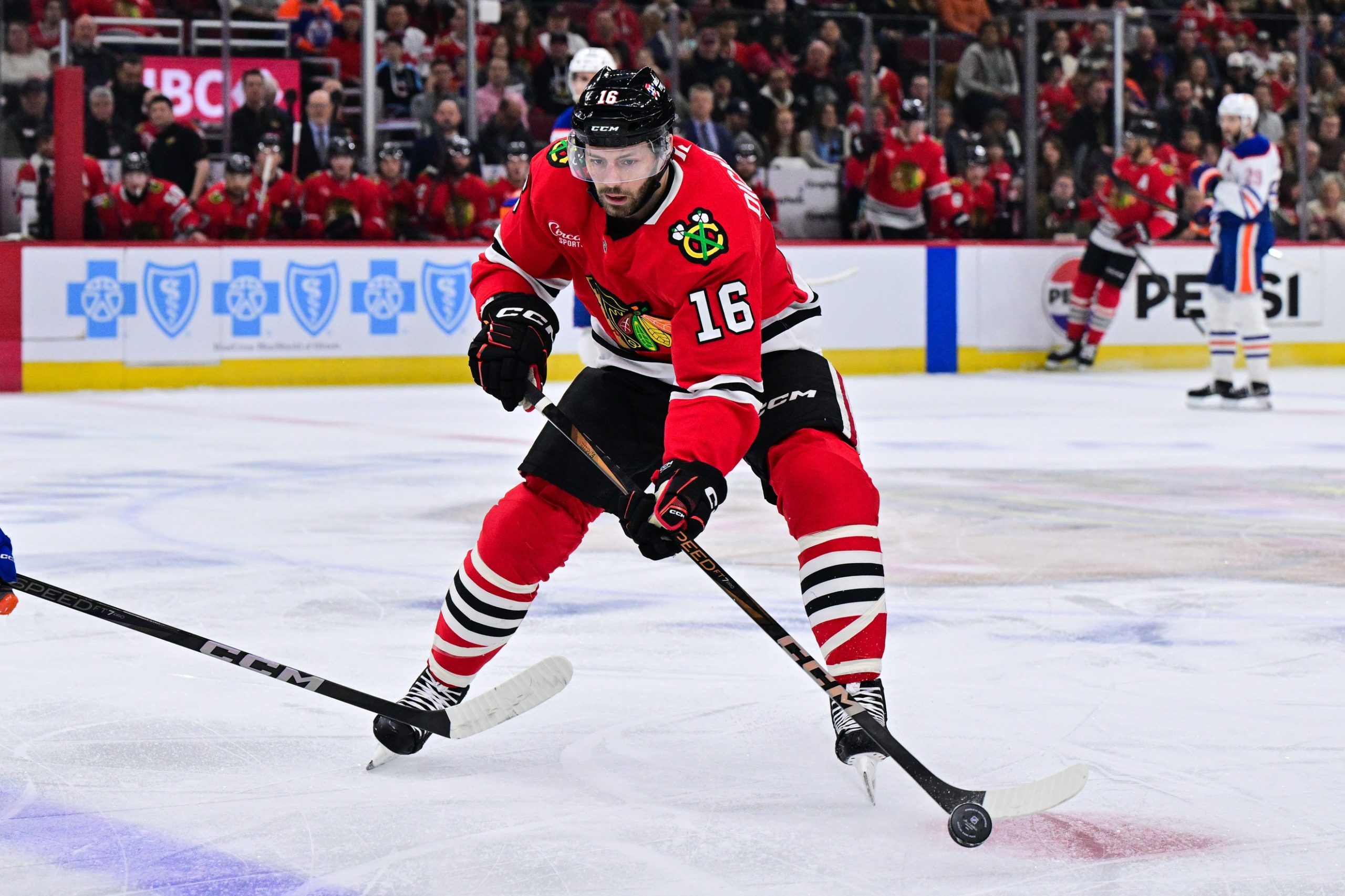 Jason Dickinson’s injury raises durability concerns for the Chicago Blackhawks ahead of Kraken clash