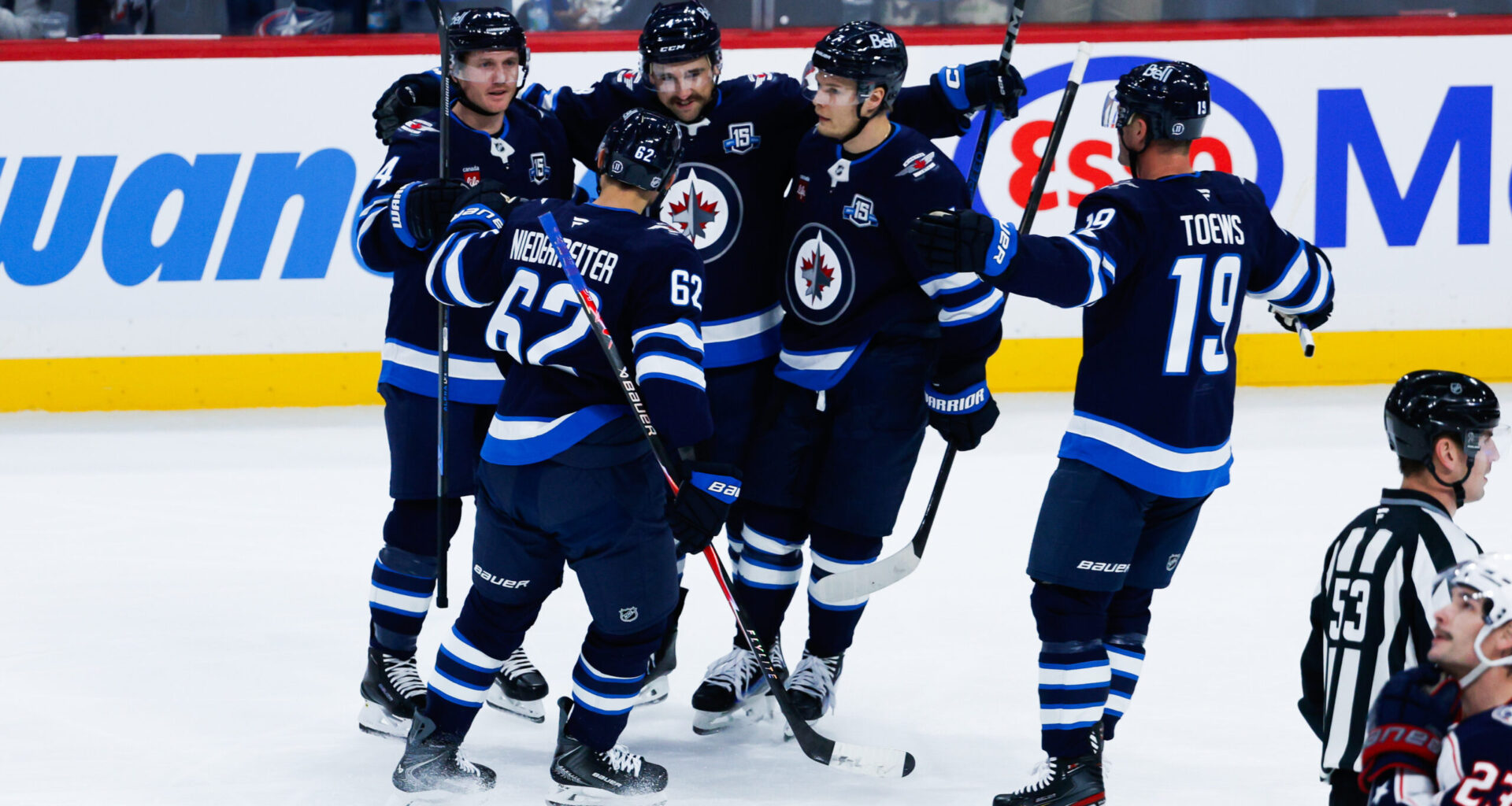 Winnipeg Jets Defeat Columbus Blue Jackets 5-2 For 2nd-Straight Win - The Hockey Writers - Winnipeg Jets