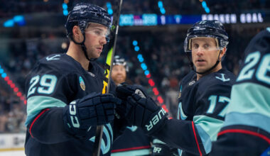 Kraken's 3rd Period Comeback Leads to 5-3 Victory Over Jets - The Hockey Writers - Seattle Kraken