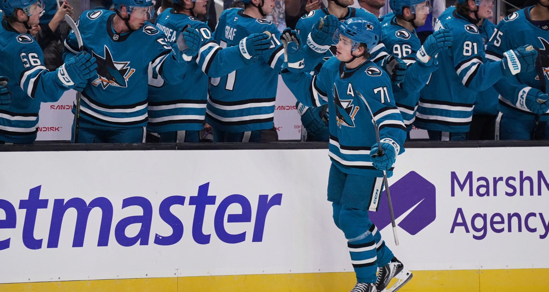 Sharks Edge Jets 2-1 in Tight Battle at SAP Center - The Hockey Writers - San Jose Sharks