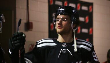 Mercer Staying Put; Blue Jackets-Penguins Trade; NHL Trade Talk