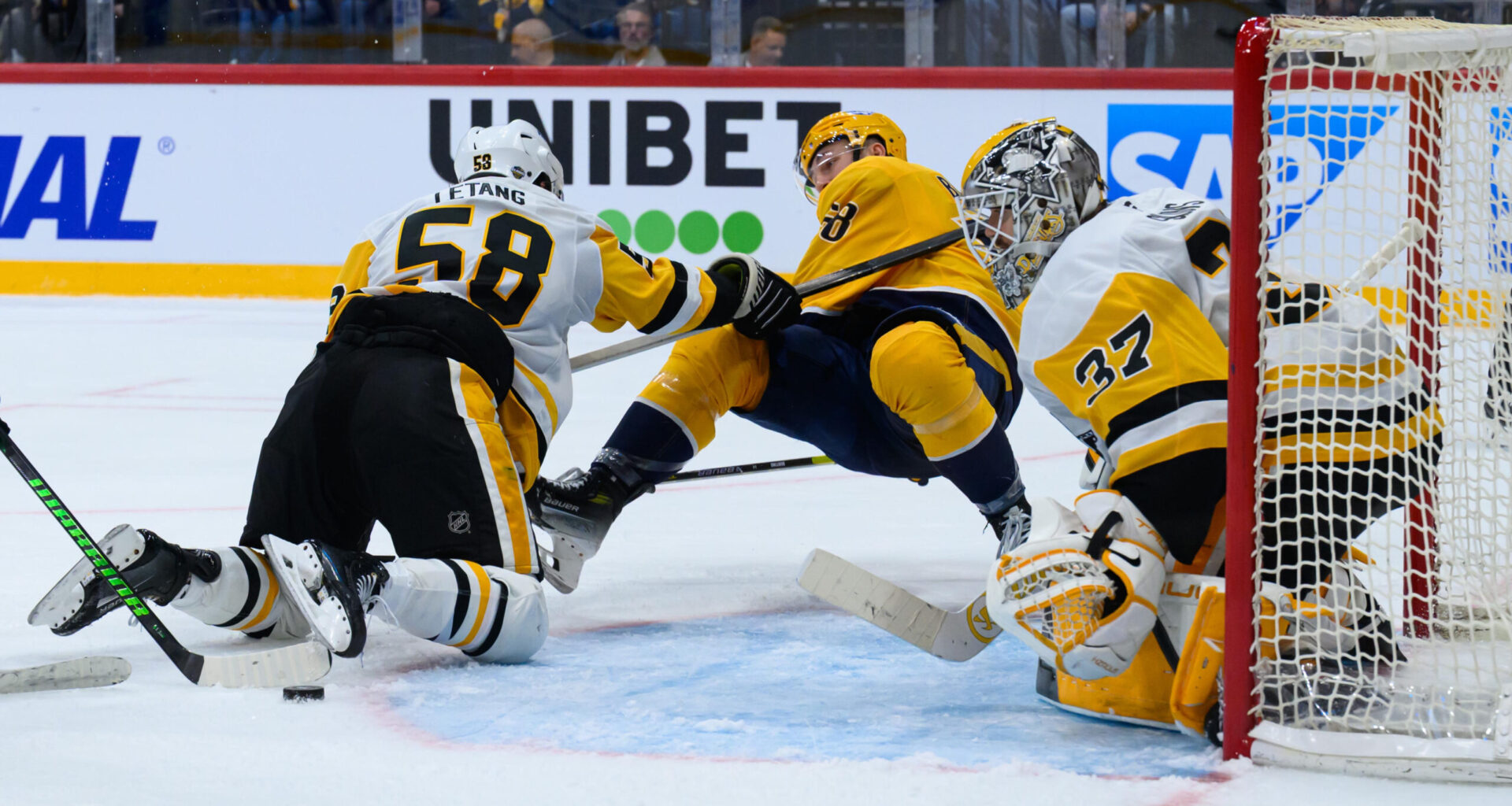 Letang's Struggle; Who Was at Fault for Tying Goal?