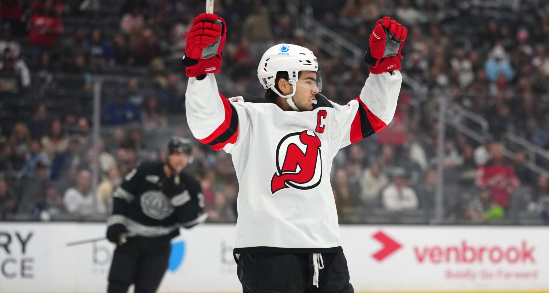 Devils Defeat Kings 4-1 - The Hockey Writers - New Jersey Devils