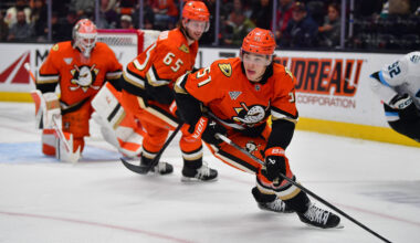 Ducks Complete Last-Minute Comeback to Win 3-2 Over Mammoth - The Hockey Writers - Anaheim Ducks