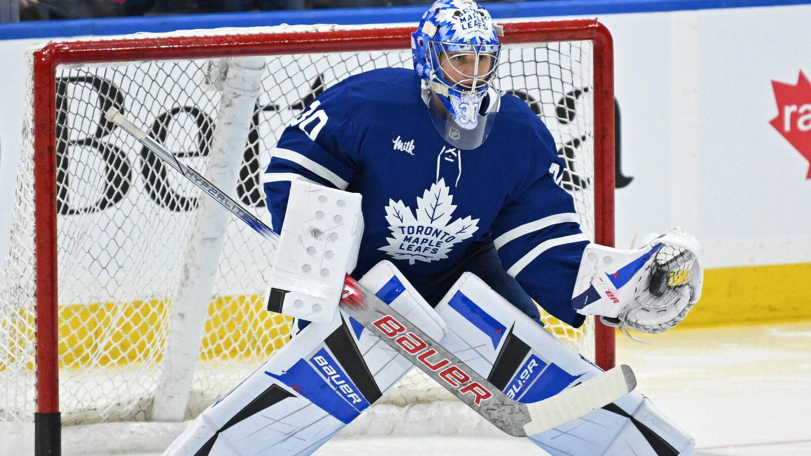 Hurricanes re-claim goaltender Cayden Primeau off waivers from Maple Leafs