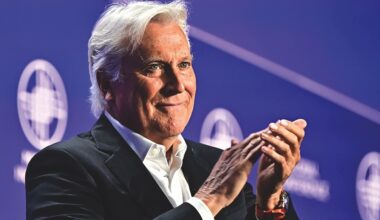 Sold! Mark Walter Takes Ownership of Lakers