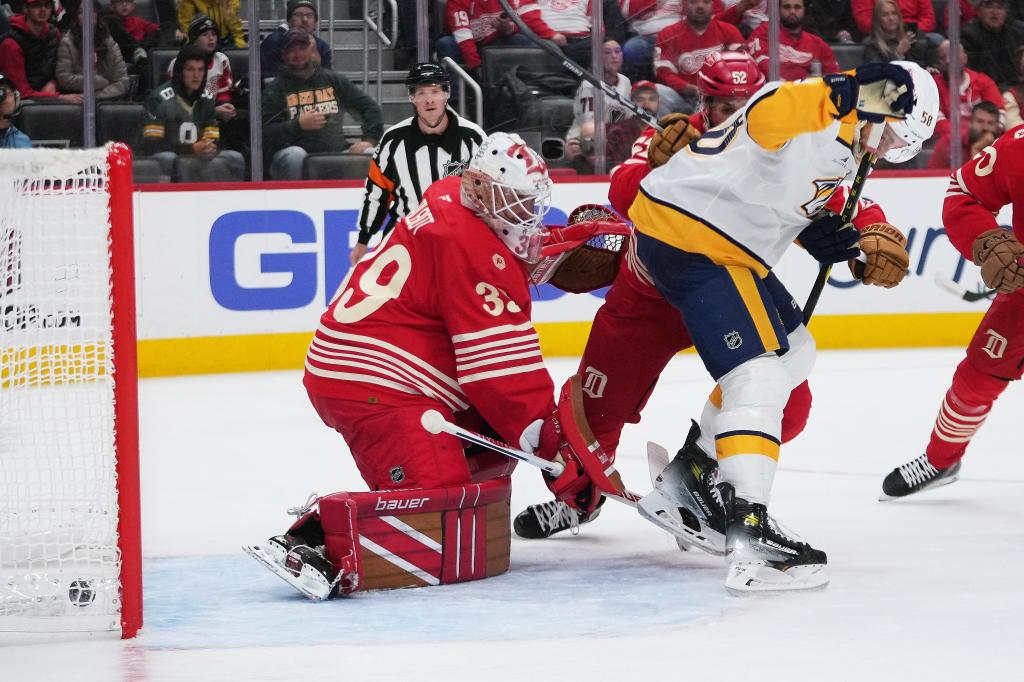 Predators score 5 in the 3rd period to end a 3-game slide with 6-3 win over Red Wings – Macomb Daily