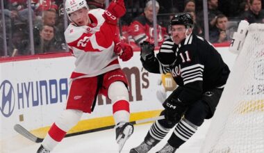 Devils snap losing streak with 4-3 win over Red Wings