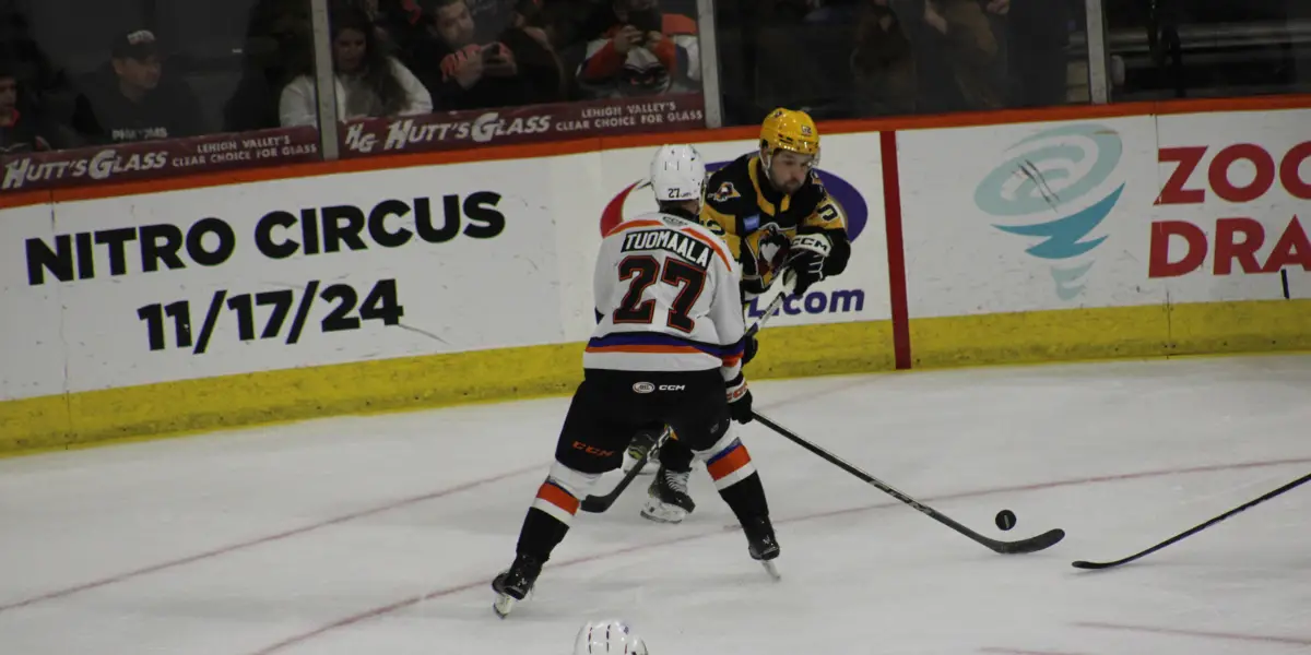 Samu Tuomaala skating for the Lehigh Valley Phantoms