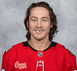 tyler bertuzzi, chicago blackhawks