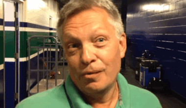 Longtime Rangers writer Larry Brooks dies at 75