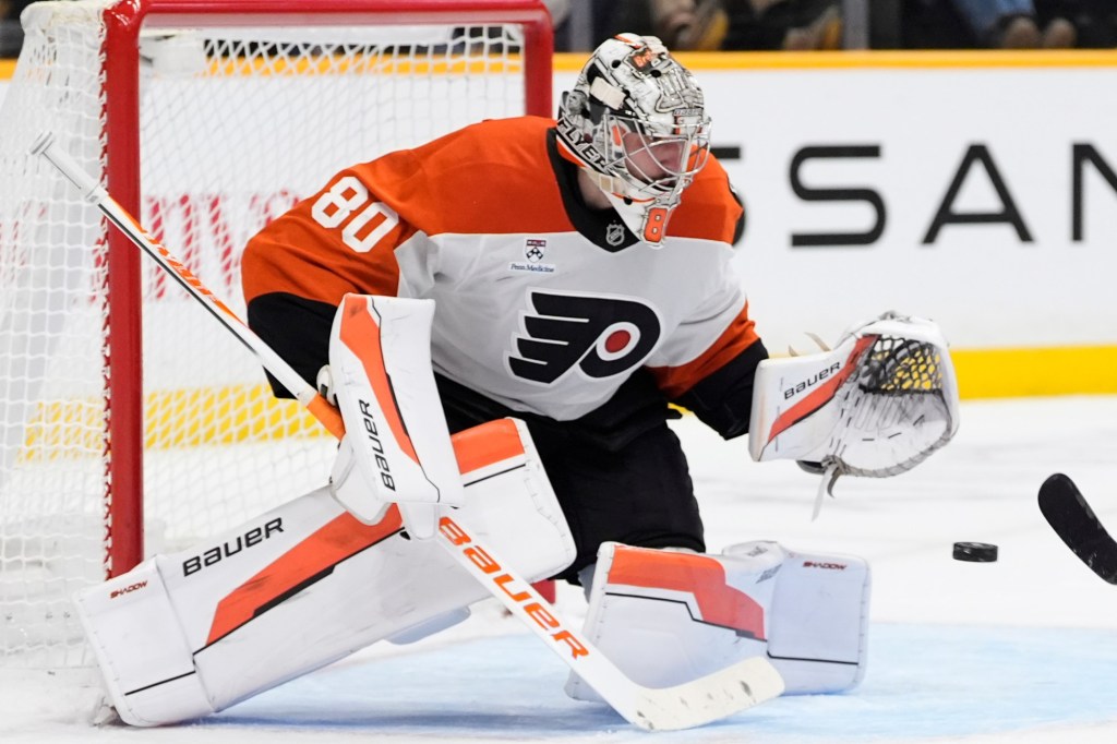 Flyers stun two-time defending champion Panthers in final minute