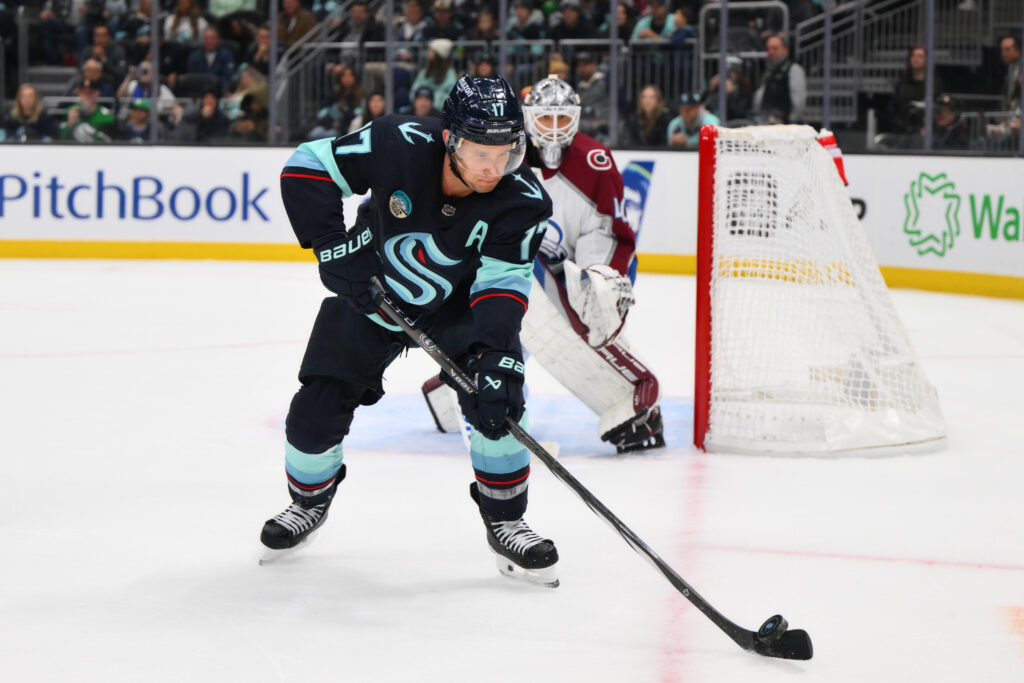 Kraken Looking To Add Impact Winger, Re-Sign Jaden Schwartz