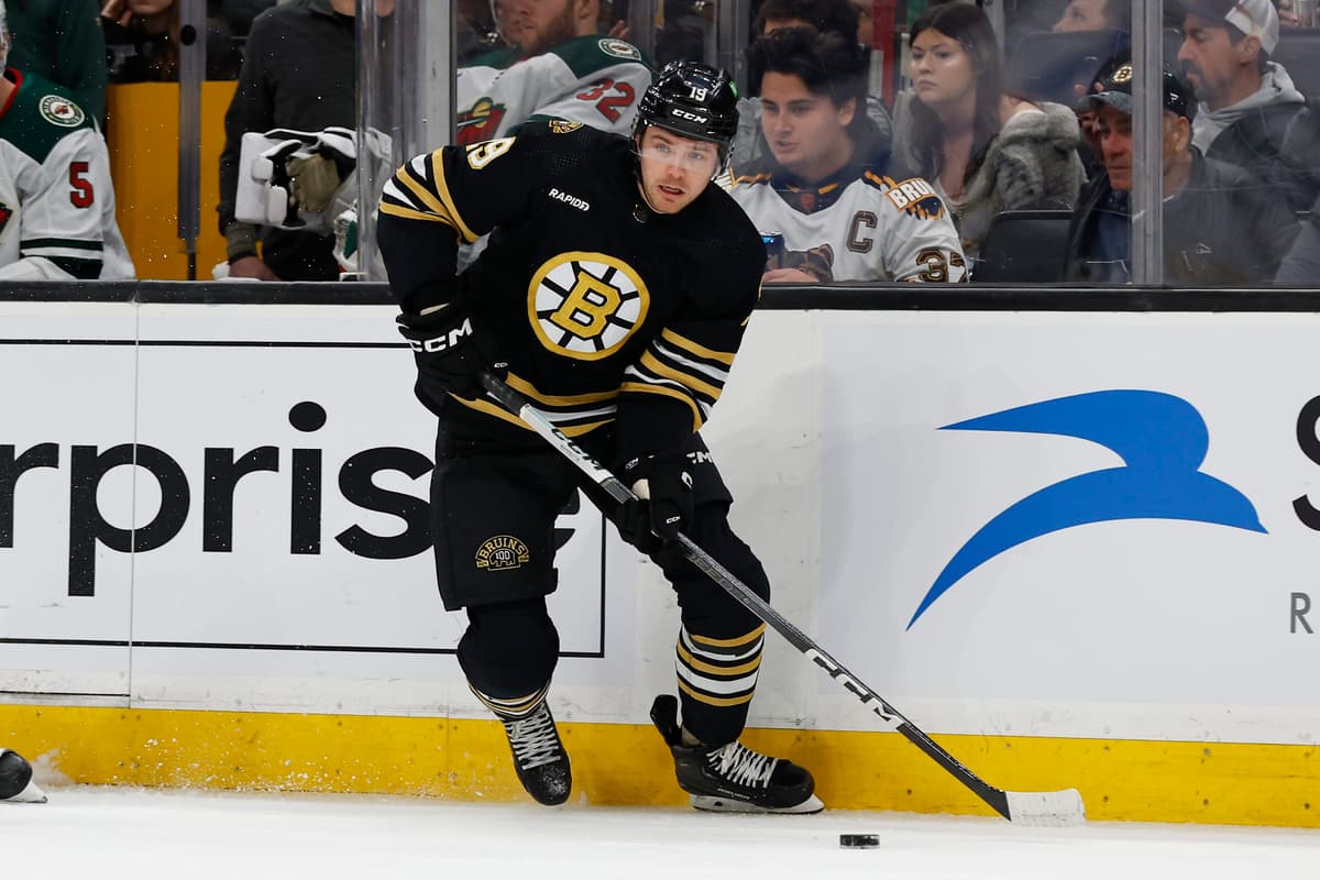 Bruins place Johnny Beecher on waivers