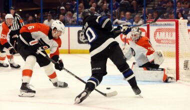The Flyers and Lightning Do Battle in Eastern Conference Play
