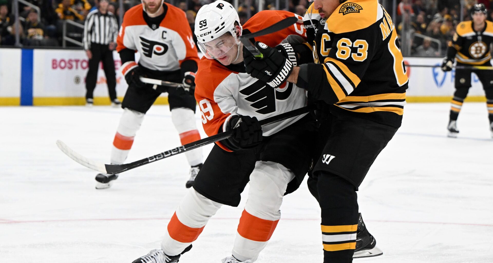 Flyers prospect Oliver Bonk resumes skating