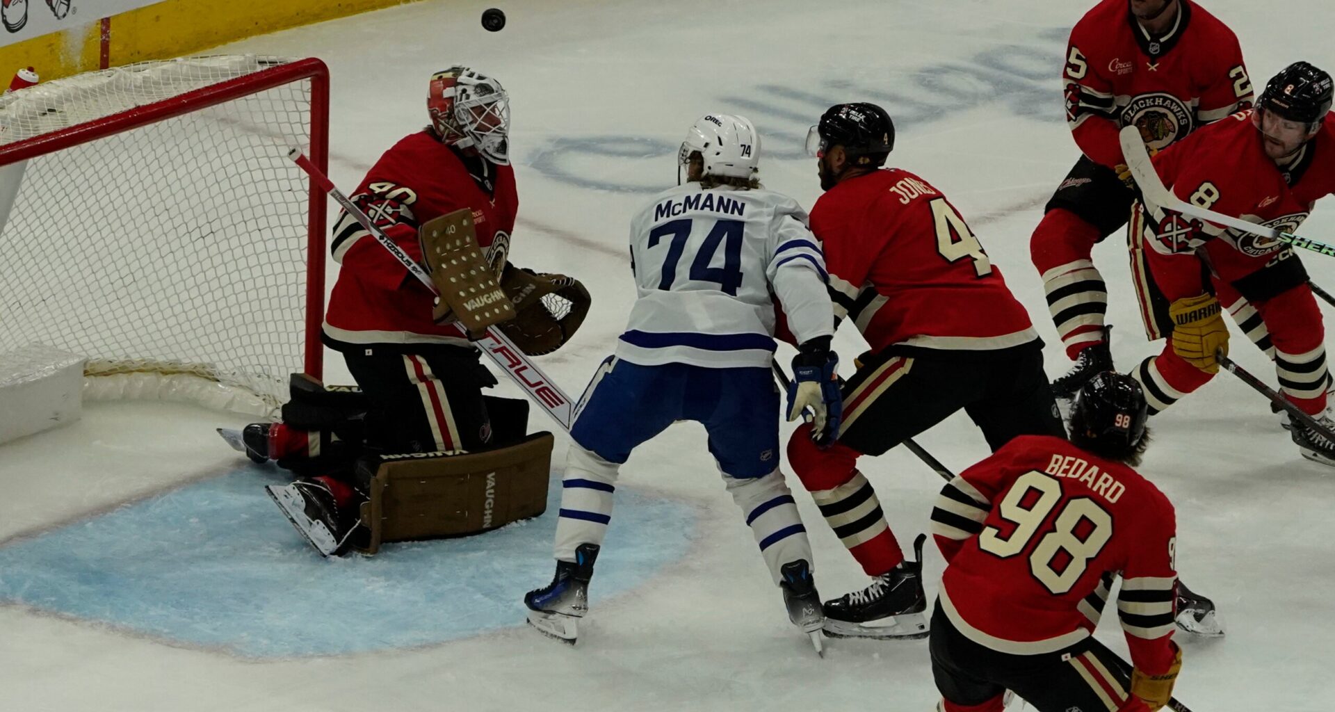Leafs Look to Bounce Back Versus the Blackhawks