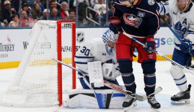 Carolina Hurricanes Claim Goalie Off Waivers