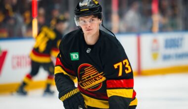 Canucks juggle centres at practice; Sasson moves up, Reichel comes in, Räty odd-man out