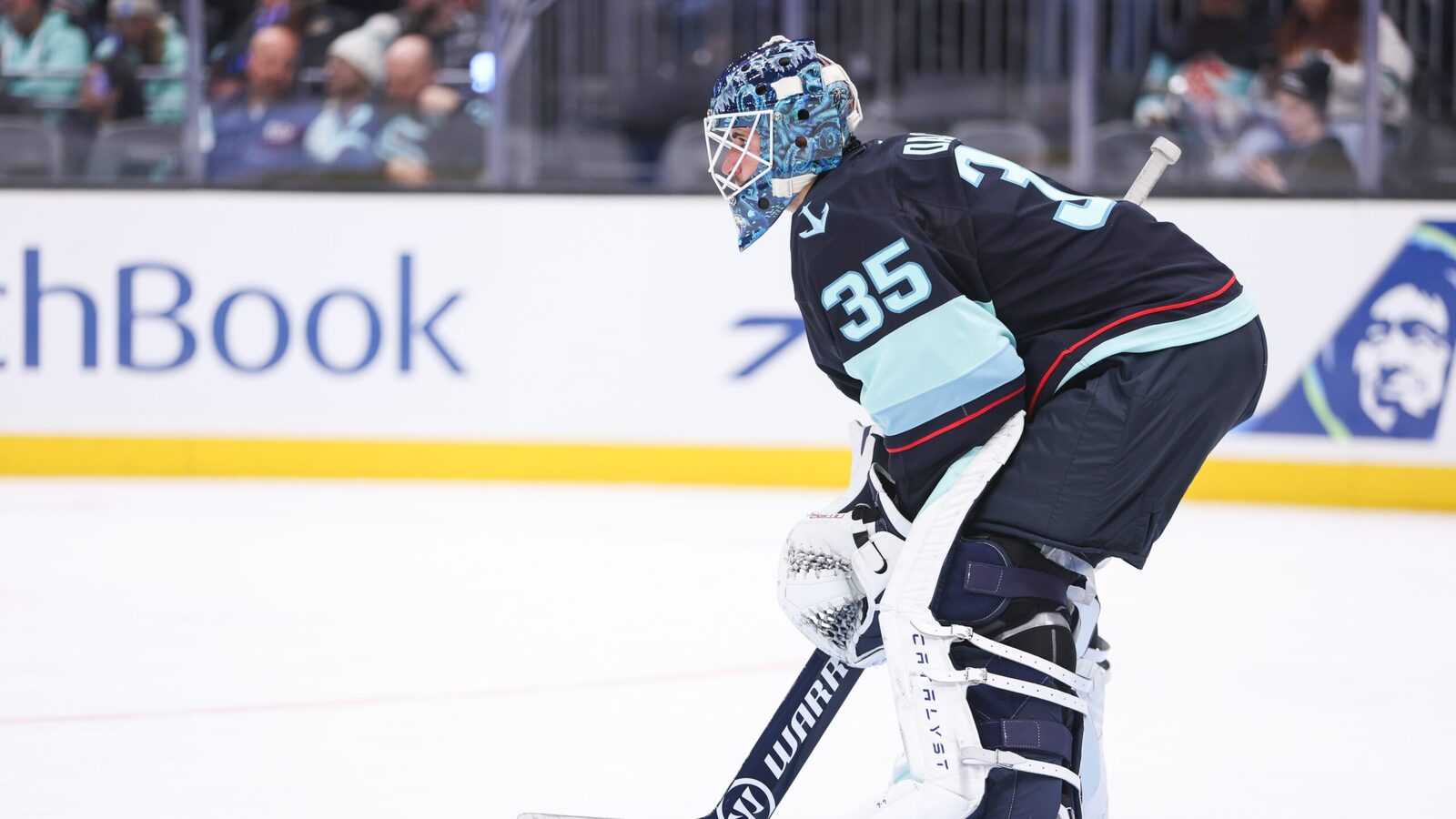 Kraken’s Joey Daccord being evaluated for upper-body injury