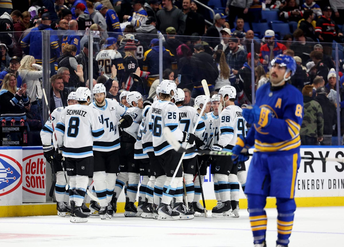 NHL Playoff Report: Mammoth on the rise, Wild and Maple Leafs falling off