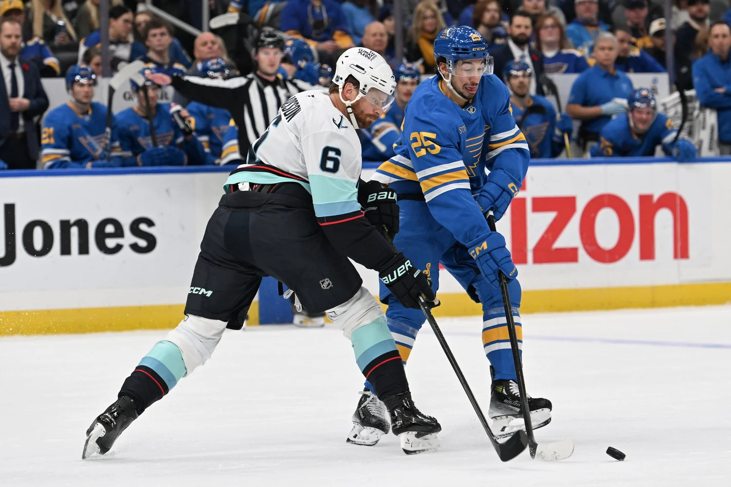 Adam Larsson Remains Kraken’s Steady Anchor in Year 15 — Emerald City Spectrum