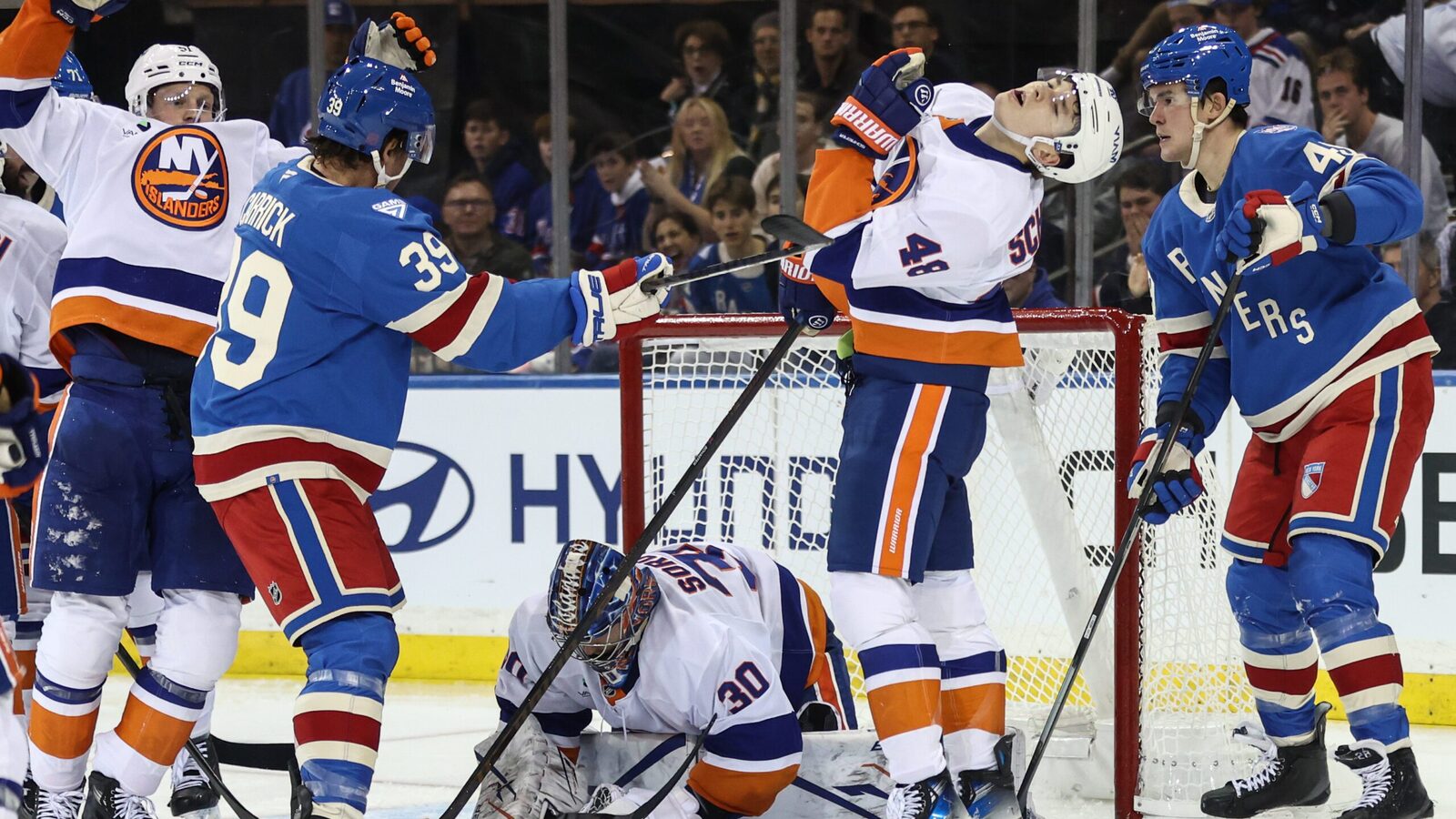 Which New York team has a better chance of making the playoffs? 