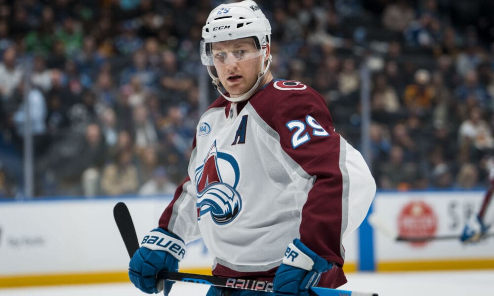 Deen's Daily: MacKinnon Unleashed; Battle of Top Teams; Hockey Hall of Fame Induction