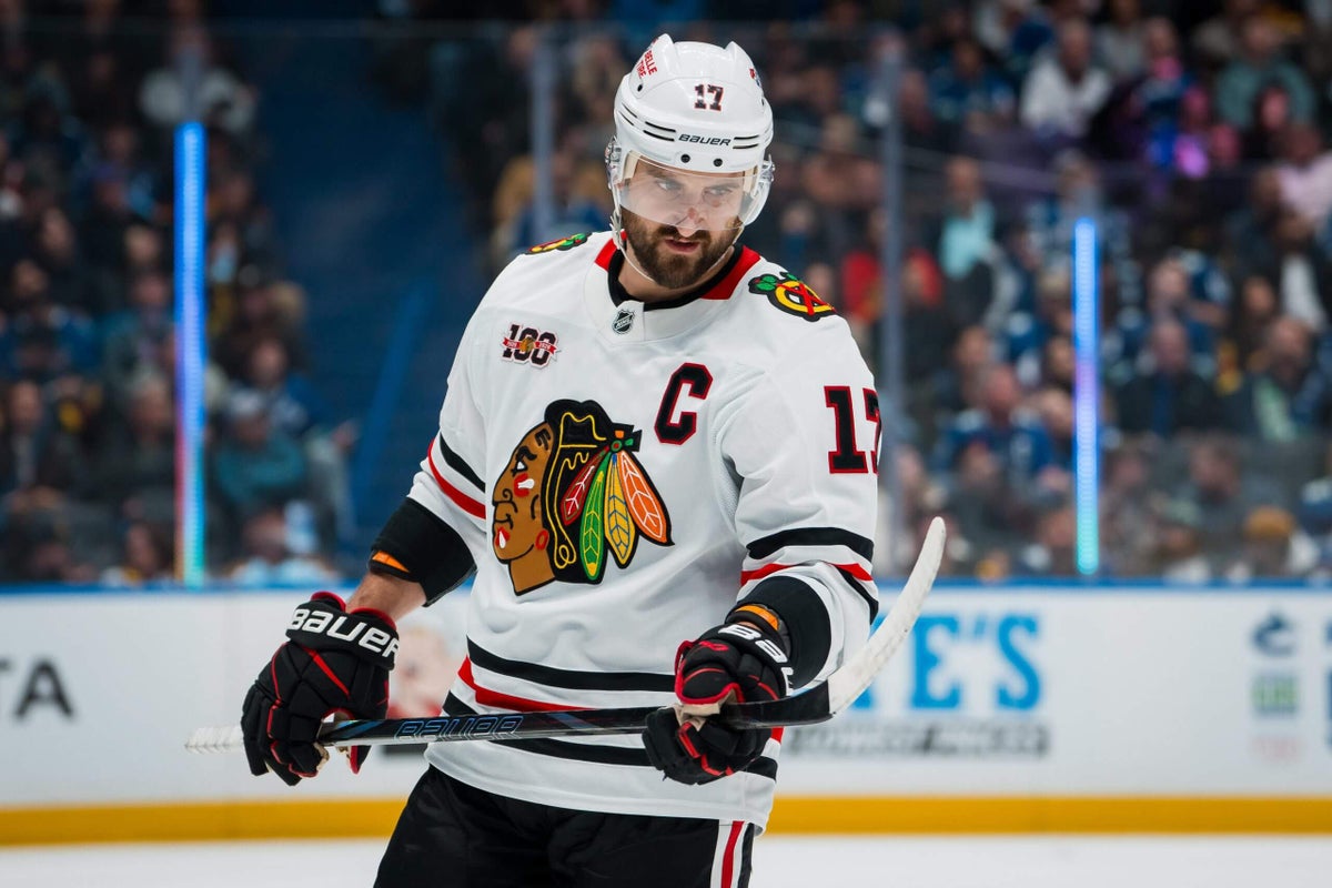 Blackhawks’ Nick Foligno out approximately 4 weeks with injury: What it means for Chicago