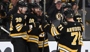 Bruins hammer Leafs for 7th straight victory - 98.5 The Sports Hub