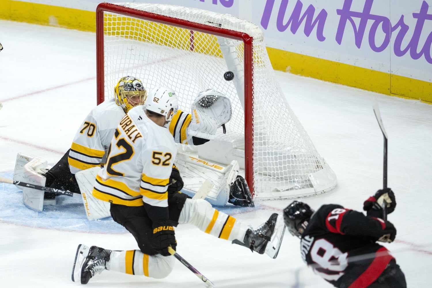 3 Stars: Bruins can't get out of own way in loss to Sens - 98.5 The Sports Hub