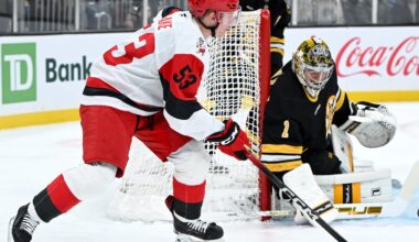Bruins can't connect in loss to Hurricanes - 98.5 The Sports Hub