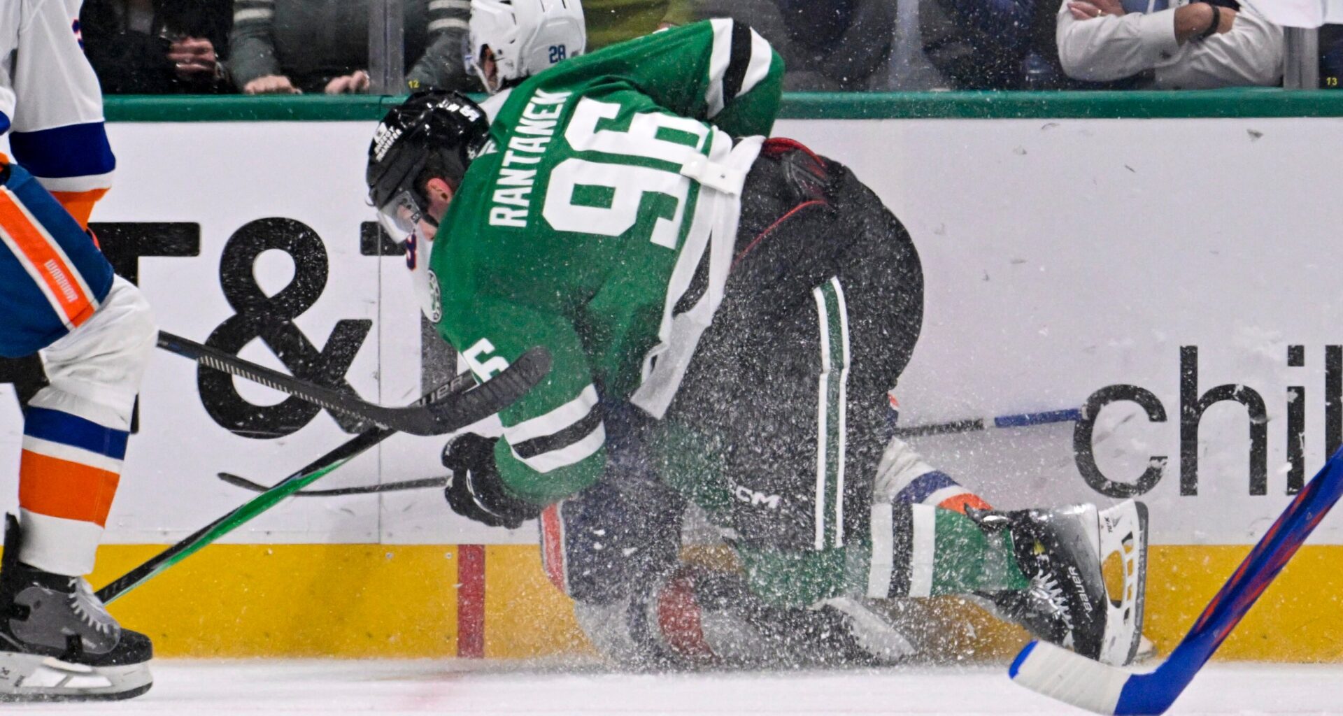 New York Islanders Defender Out Long Term