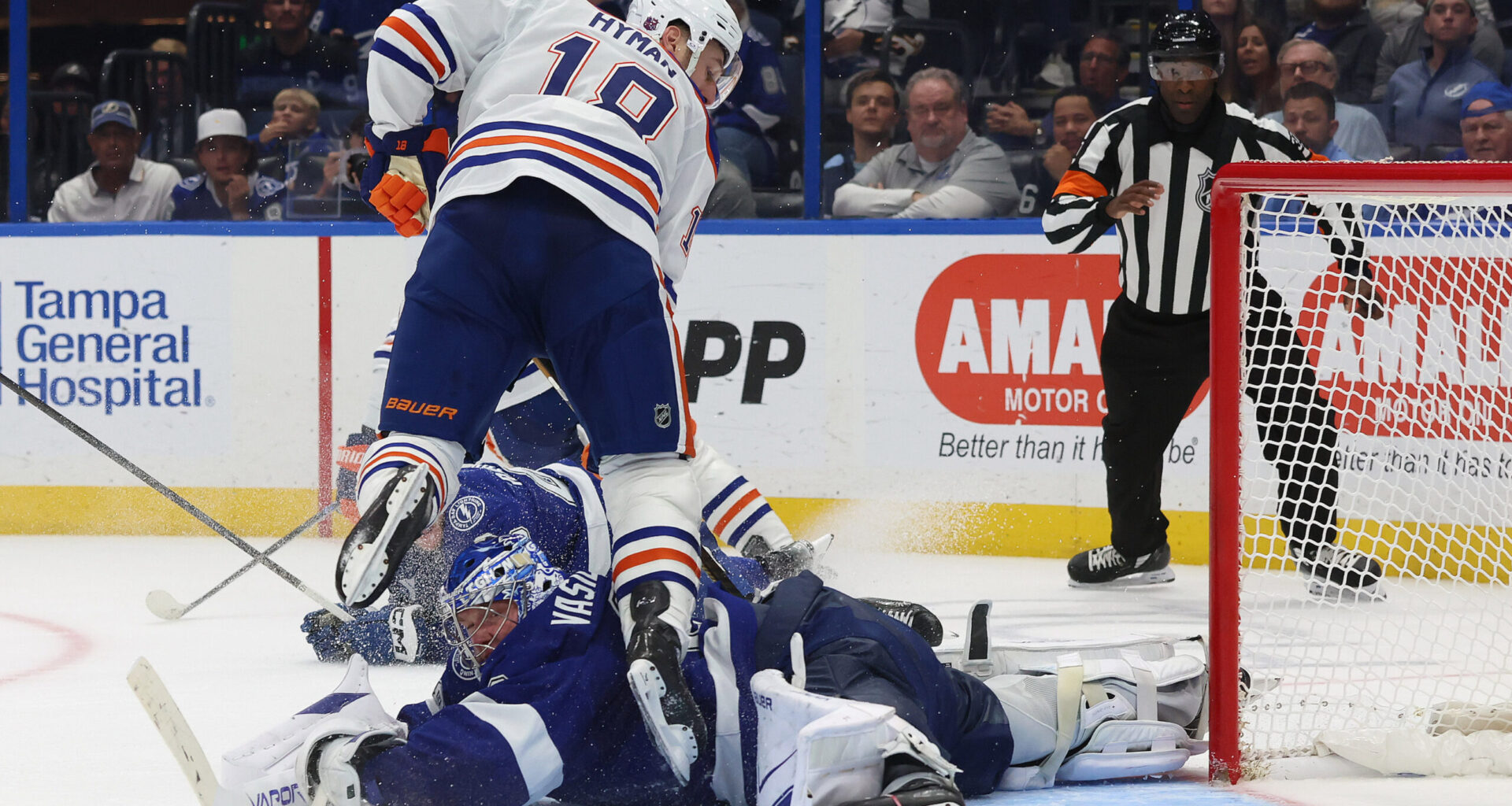 Jake Guentzel’s overtime winner pushes Lightning past Oilers, 2-1